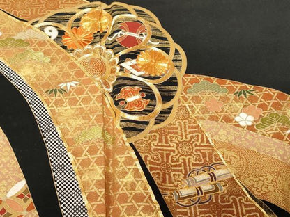 平和屋着物■豪華黒留袖　作家物　駒刺繍　熨斗松竹梅花文　金彩　正絹　逸品　CABF3767ev