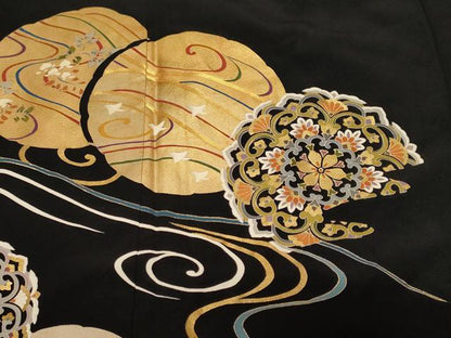 平和屋着物■豪華黒留袖　駒刺繍　流水正倉院花文　金彩　正絹　逸品　CABF3829ev