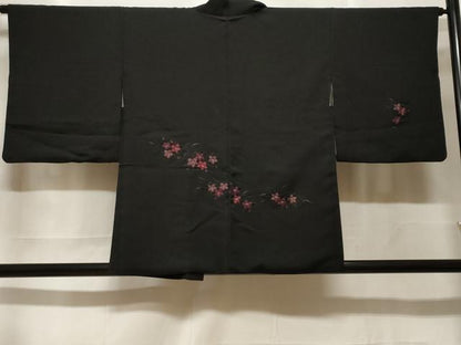 平和屋着物＃羽織　総刺繍　草花文　黒地　正絹　逸品　CABF3894ev
