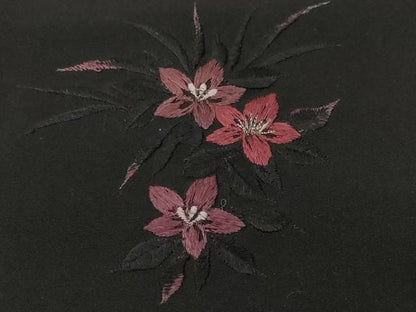 平和屋着物＃羽織　総刺繍　草花文　黒地　正絹　逸品　CABF3894ev