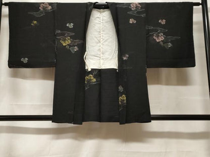 平和屋着物＃羽織　寿光織　舞葉文　黒地　金糸　正絹　逸品　CABF3912ev