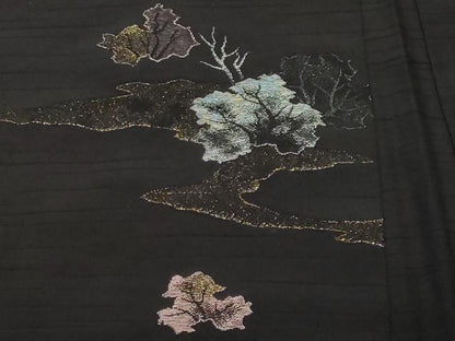 平和屋着物＃羽織　寿光織　舞葉文　黒地　金糸　正絹　逸品　CABF3912ev