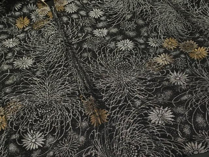 平和屋着物＃羽織　寿光織　乱菊花文　黒地　金銀糸　正絹　逸品　CABF3923ev