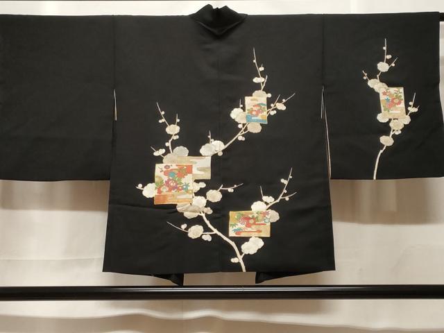 平和屋着物＃羽織　駒刺繍　色紙重ね枝梅文　黒地　金彩　正絹　逸品　CABF3930ev