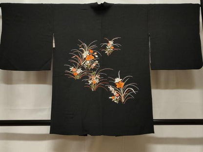 平和屋着物＃羽織　総刺繍　草花文　黒地　正絹　逸品　CABF3947ev