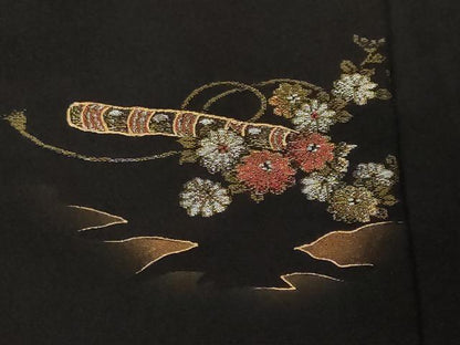 平和屋着物＃羽織　寿光織　扇面楽器花文　黒地　金銀糸　正絹　逸品　CABF3954ev