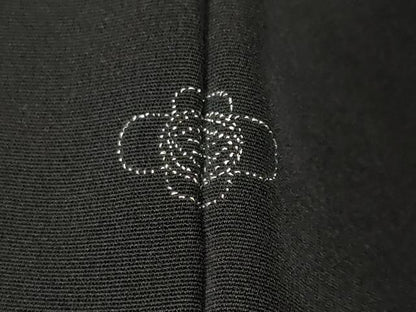 平和屋着物＃羽織　駒刺繍　宝尽くし蔦の葉文　黒地　金彩　正絹　逸品　CABF3956ev