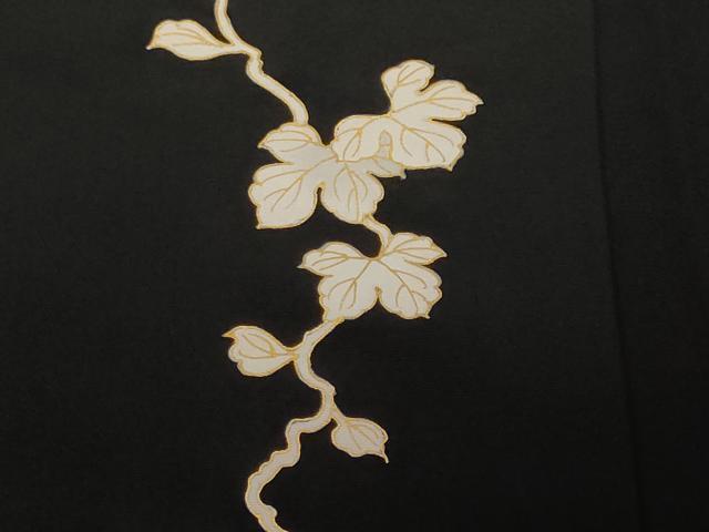 平和屋着物＃羽織　駒刺繍　宝尽くし蔦の葉文　黒地　金彩　正絹　逸品　CABF3956ev