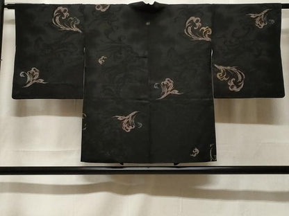 平和屋着物＃羽織　寿光織　唐草文　銀糸　正絹　逸品　CABF3978ev