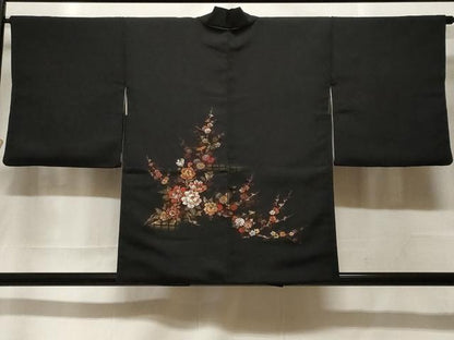 平和屋着物＃羽織　寿光織　枝花文　暈し染め　黒地　金銀糸　正絹　逸品　CABF3981ev