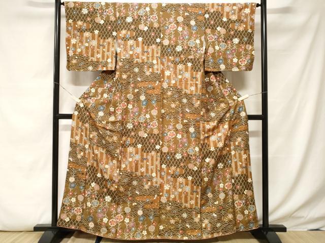 平和屋着物■上質な小紋 笹吉祥花蝶文 金彩 正絹 逸品 未使用 CABF4035ev