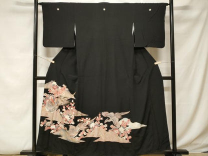 平和屋着物■豪華黒留袖 駒刺繍 尾長鳥遠山草花文 暈し染め 金彩 正絹 逸品 CABF4048ev