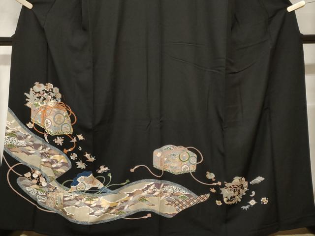 平和屋着物■豪華黒留袖　駒刺繍　宝尽くし文箱飛鶴文　金彩　正絹　逸品　CABF4051ev