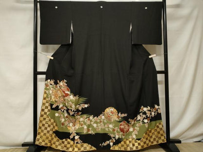平和屋着物■豪華黒留袖 駒刺繍 市松雪輪枝花文 暈し染め 金彩 正絹 逸品 CABF4094ev