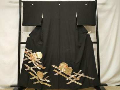 平和屋着物■豪華黒留袖 駒刺繍 吉祥草花文 金彩 正絹 逸品 CABF4113ev