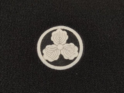 平和屋着物■豪華黒留袖 飛鶴草花文 暈し染め 金銀彩 正絹 逸品 CABF4183ev