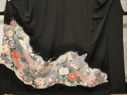 平和屋着物■豪華黒留袖　刺繍　孔雀草花文　暈し染め　金銀彩　正絹　逸品　CABF4188ev