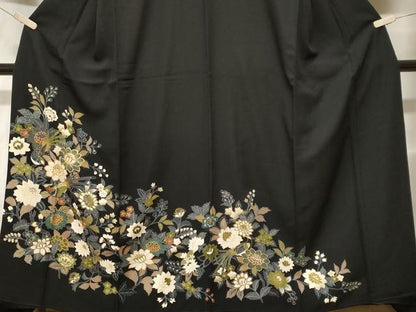 平和屋着物■豪華黒留袖　駒刺繍　更紗鳳凰花文　金彩　正絹　逸品　CABF4198ev