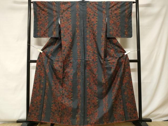 平和屋着物■本場大島紬　7マルキ　更紗花唐草文　正絹　逸品　未使用　CABF4203ev