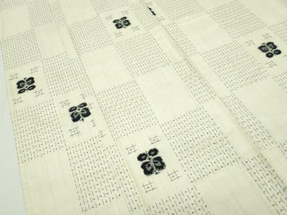 平和屋着物▽上質な紬　単衣　十字絣　市松草花文　正絹　逸品　CABF4728rv