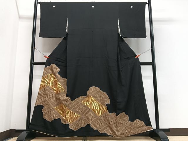 平和屋着物■豪華黒留袖　駒刺繍　幾何学文様　金彩　正絹　逸品　CABF4876xe