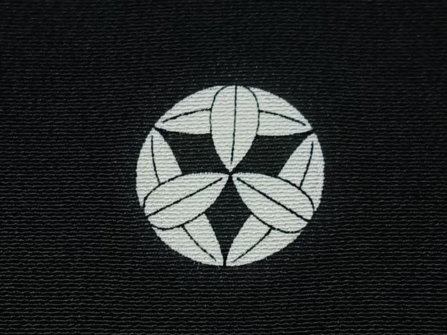 平和屋着物■豪華黒留袖 地紙花鳥文 暈し染め 金彩 正絹 逸品 CABF4922xe