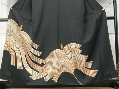 平和屋着物■豪華黒留袖　駒刺繍　松葉　正絹　逸品　CABF4974xe