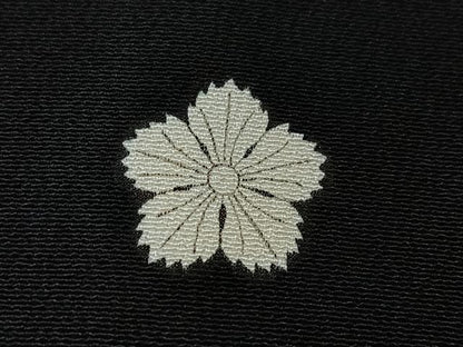 平和屋着物■豪華黒留袖　駒刺繍　舞葉文　金彩　正絹　逸品　CABF4977xe