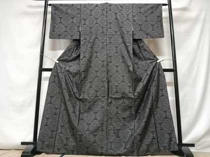 平和屋着物■本場大島紬　幾何学文様　正絹　逸品　CABF5002xe