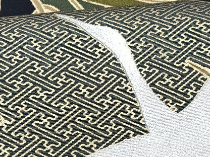 平和屋着物■豪華黒留袖　駒刺繍　御所車笹松文　金彩　正絹　逸品　CABF5184xe
