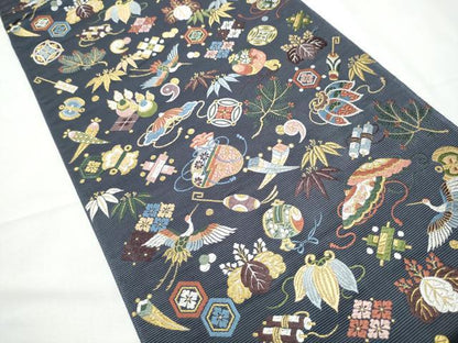 平和屋着物●西陣の老舗　1782年創業　山下織物　六通柄袋帯　唐織　招福宝尽くし　金糸　正絹　逸品　CABF5216hy