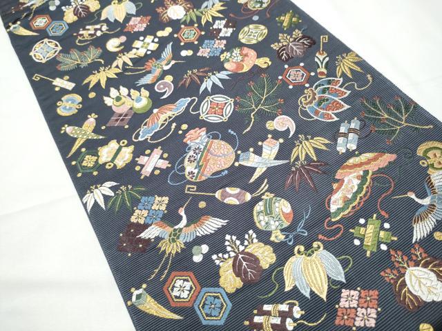 平和屋着物●西陣の老舗　1782年創業　山下織物　六通柄袋帯　唐織　招福宝尽くし　金糸　正絹　逸品　CABF5216hy
