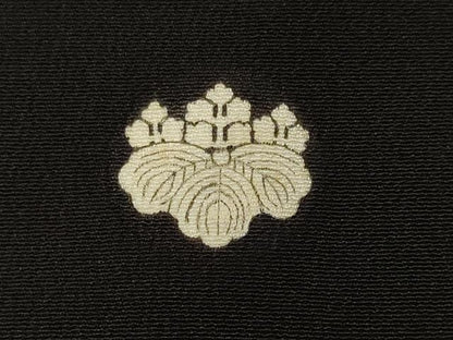 平和屋着物■豪華黒留袖　駒刺繍　流水松文　暈し染め　金彩　正絹　逸品　CABF5735oy