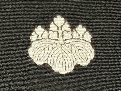 平和屋着物■豪華黒留袖　駒刺繍　籬草花文　金彩　正絹　逸品　CABF5741oy