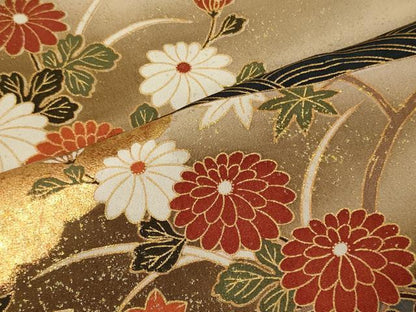 平和屋着物■豪華黒留袖　駒刺繍　御所車花松葉文　金銀彩　正絹　逸品　CABF5742oy