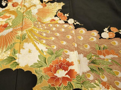 平和屋着物■豪華黒留袖 刺繍 孔雀花文 金彩 正絹 逸品 CABF5793oy