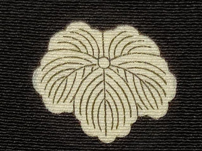 平和屋着物■豪華黒留袖 作家物 駒刺繍 雲取り花松文 暈し染め 金彩 正絹 逸品 CABF5836oy
