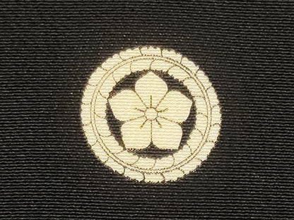 平和屋着物■豪華黒留袖 駒刺繍 渡橋飛鶴花松文 金銀彩 正絹 逸品 CABF5838oy