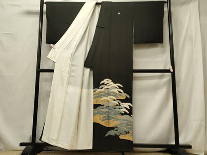 平和屋着物■豪華黒留袖　駒刺繍　松文　金彩　正絹　逸品　CABF5963oy