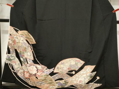 平和屋着物■豪華黒留袖 駒刺繍 地紙鶴花文 金彩 正絹 逸品 CABF6149dy