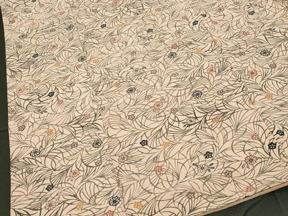 平和屋着物■上質な小紋　型染め　草花文　鬼しぼ縮緬　正絹　逸品　CABF6152dy
