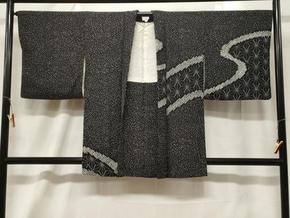 平和屋着物＃羽織　絞り　流水麻の葉文　黒地　正絹　逸品　CABF6195dy