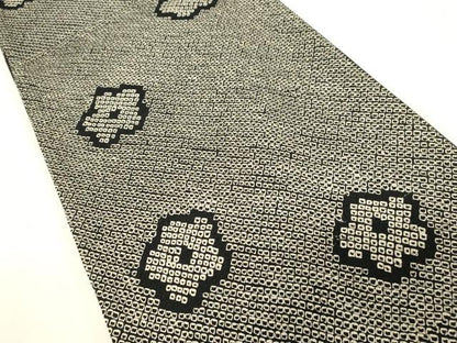 平和屋着物●六通柄袋帯　総絞り　舞花文　黒地　正絹　逸品　CABF6364dy