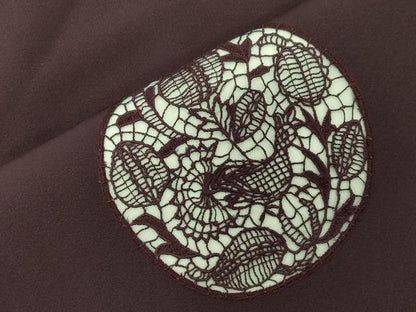 平和屋着物●九寸名古屋帯　総刺繍　花鳥丸文　黒紅色　正絹　逸品　CABF6390dy