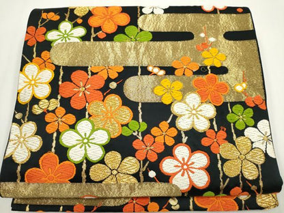 平和屋着物◎六通柄袋帯　唐織　エ霞枝梅文　黒地　金糸　正絹　逸品　CABF6421ou