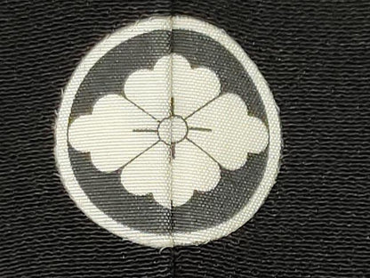 平和屋着物■豪華黒留袖　駒刺繍　草花文　金彩　正絹　逸品　CABF6506ou