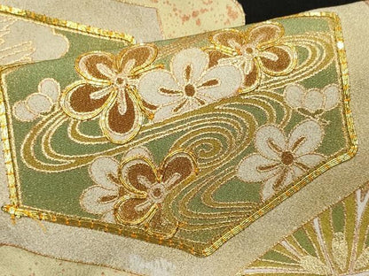 平和屋着物■豪華黒留袖　駒刺繍　飛鶴花松文　金彩　正絹　逸品　CABF6541ou