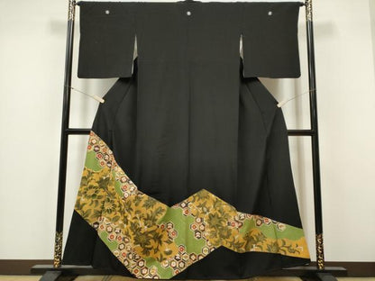 平和屋着物■豪華黒留袖　駒刺繍　吉祥草花文　金彩　正絹　逸品　CABF6619ou