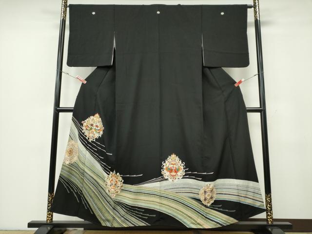 平和屋着物■豪華黒留袖　駒刺繍　更紗花鳥文　金彩　正絹　逸品　CABF6656ou