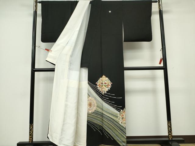 平和屋着物■豪華黒留袖　駒刺繍　更紗花鳥文　金彩　正絹　逸品　CABF6656ou